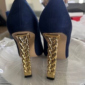 Elegant Blue and Gold Women's Heels
